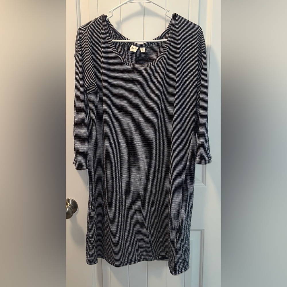 Tee Dress - Picture 2 of 3